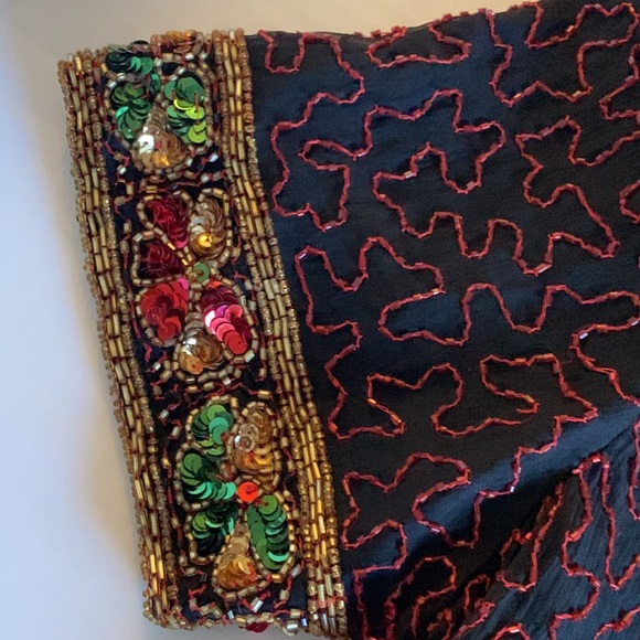 PAPÉLL BOUTIQUE. Evening. Jewel toned top w/details on neckline,collar &… - Picture 10 of 12